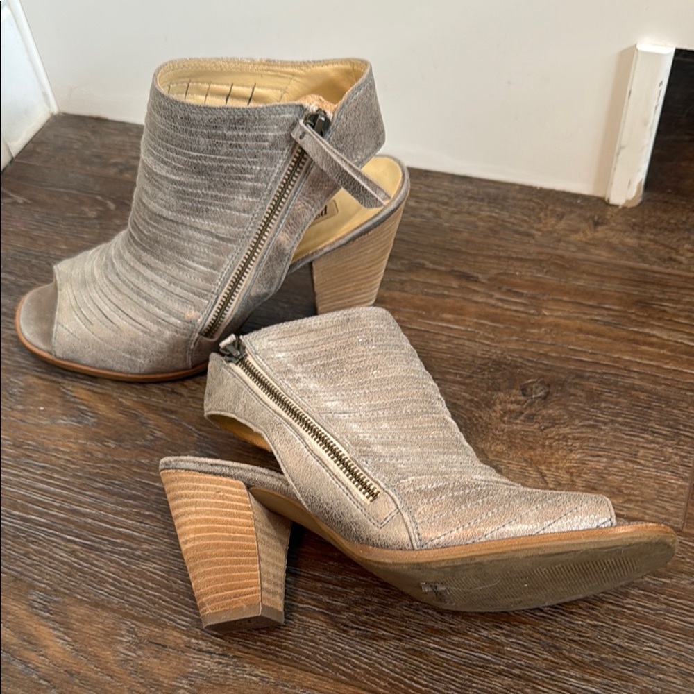 Paul Green Cayanne Women's Leather Peep Toe Bootie